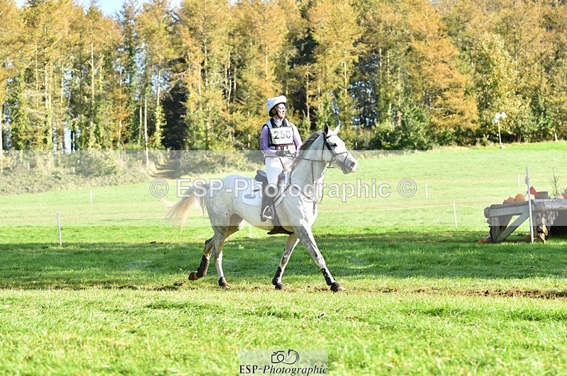 231022-112432-26043 - 250-COOLEY.COUTURE-Gemma.Stevens-XC