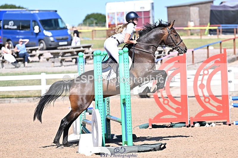 250708A-170227-00170 - 70cm Classes