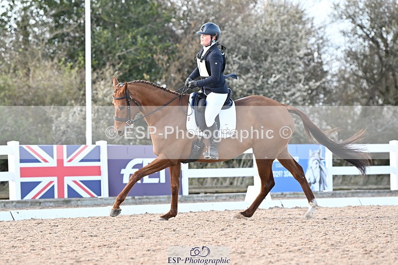 240324A-155103-04626 - Novice 28, 15.33 to 16.15