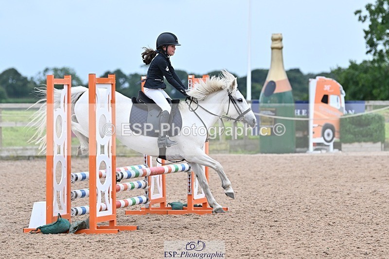 240813-172620-00474 - Classes 3A&B & 4 70cm