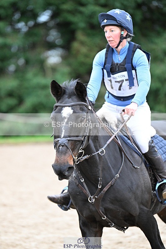 241116-132030-01537 - Cls 3 90-95cm