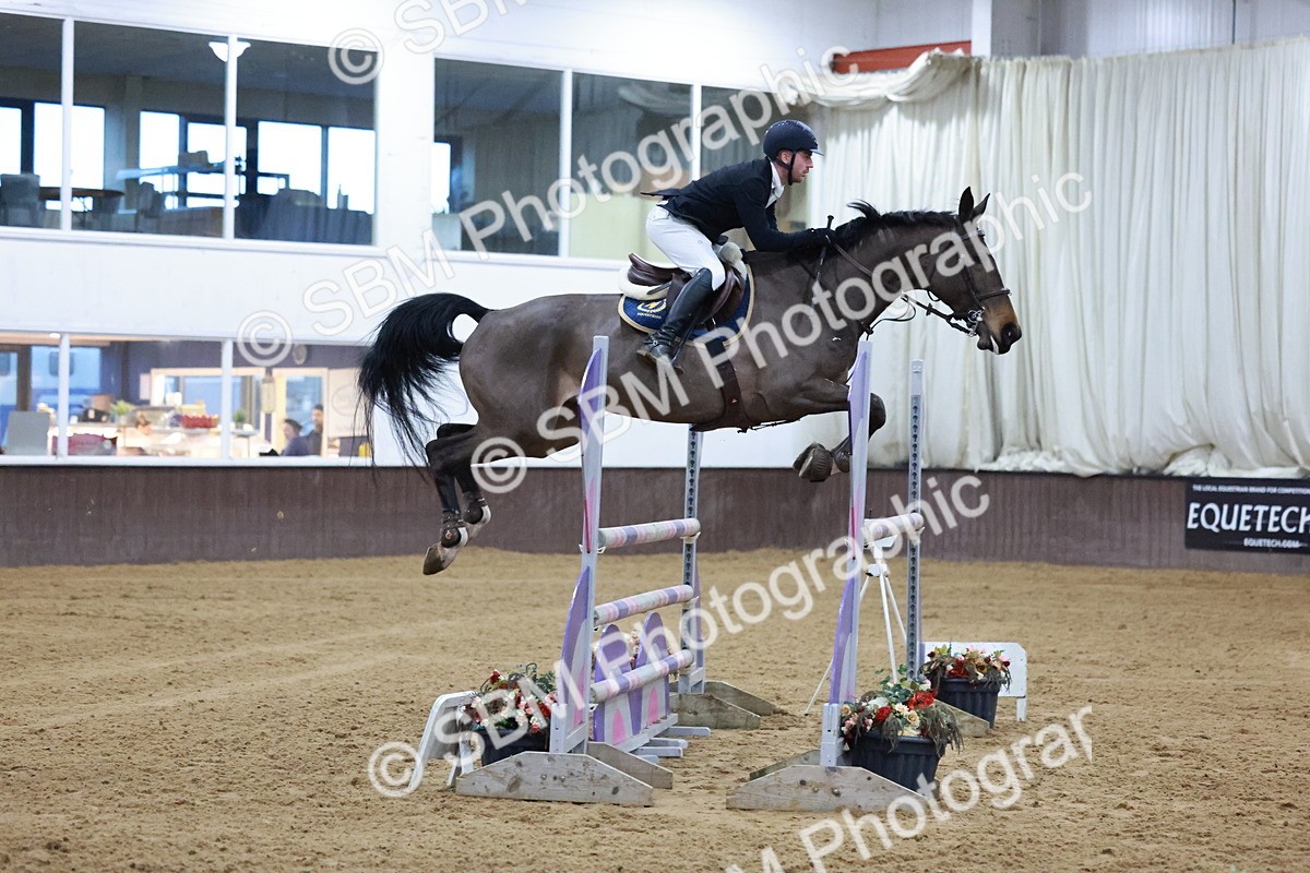 SBM_008541 - Class 27 - Redpost Equestrian Senior Foxhunter/ 1.20m Open
