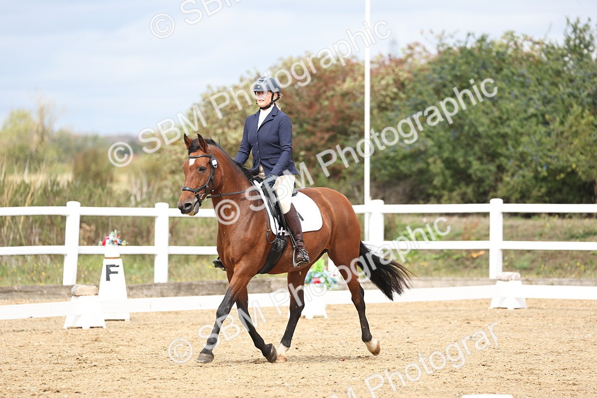 SBM_002563 - Class 7 - Novice 2 Warm Up