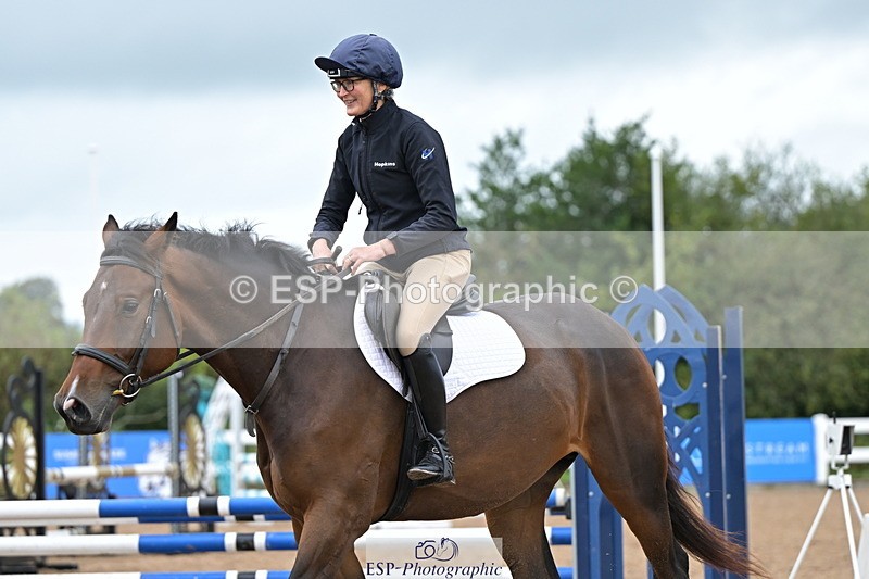 240925A-105951-00176 - Cls 1 British Novice and 90cm Open