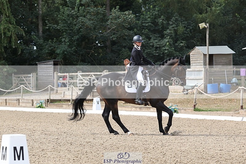 250809A-102641-02390 - 104-Emily.OrmerodFLS.Samphire