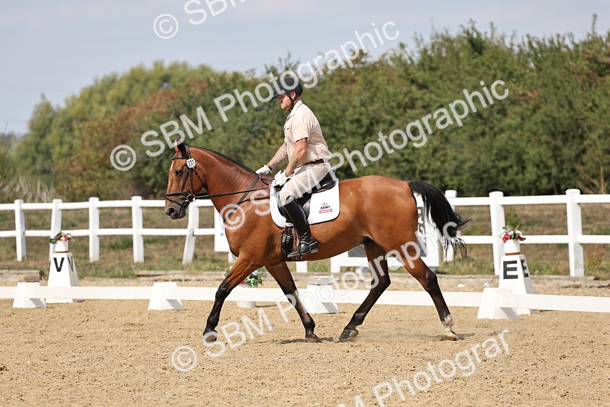 SBM_018734 - Class 16 - Novice 5 - 12.08-13.11