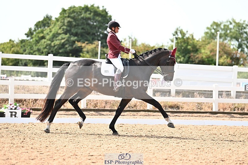 250815-115312-00756 - 035-Jane.LittlejohnNot.just.anyone