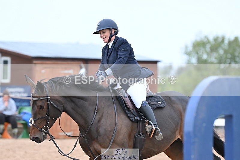 231013A-142524-02690 - Cls 9 Foxhunter & 1.20m Open