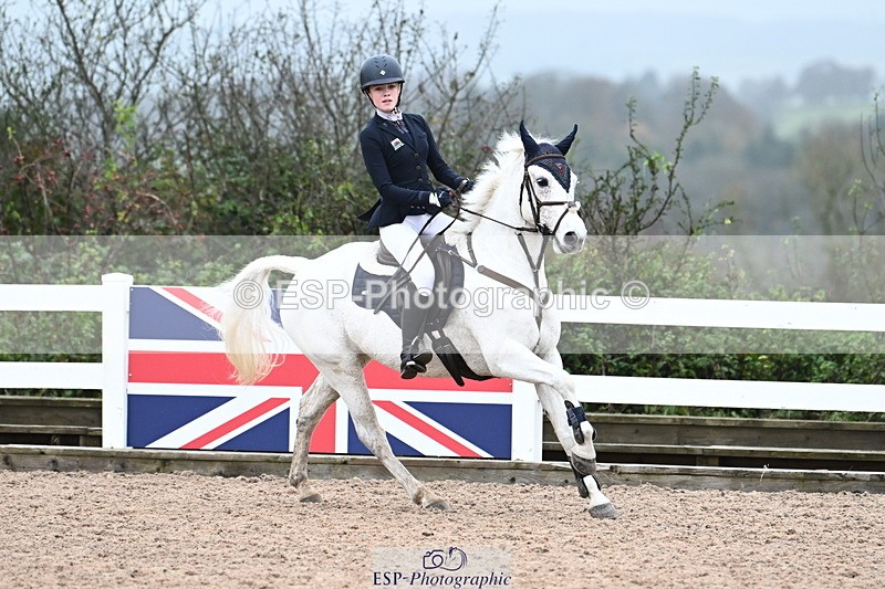 231118A-135313-03182 - Cls 9 Foxhunter & 1.10m Open
