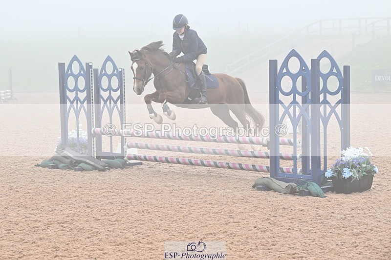 240506A-090853-07968 - Cls 1 Pony Intro 70cm