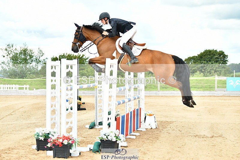 230720A-121116-02728 - Cls 33, 7 Yr Olds 1.30m