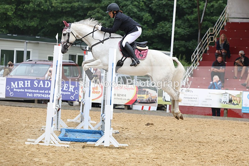 3E7A5542 - Class 4: Senior British Novice/90cm open