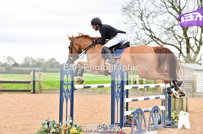 230507A-140842-08335 - Cls 48 Foxhunter