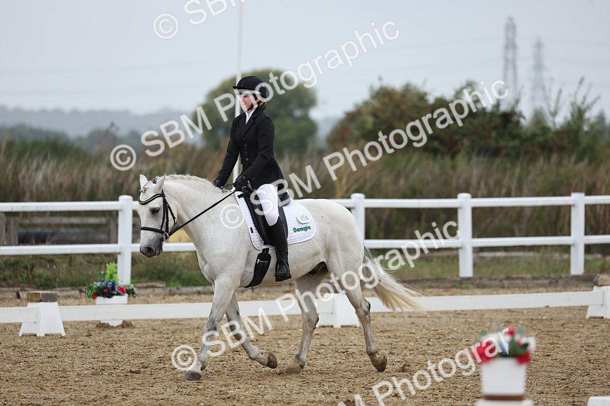 SBM_004341 - Class 8 - Novice 3 Champs