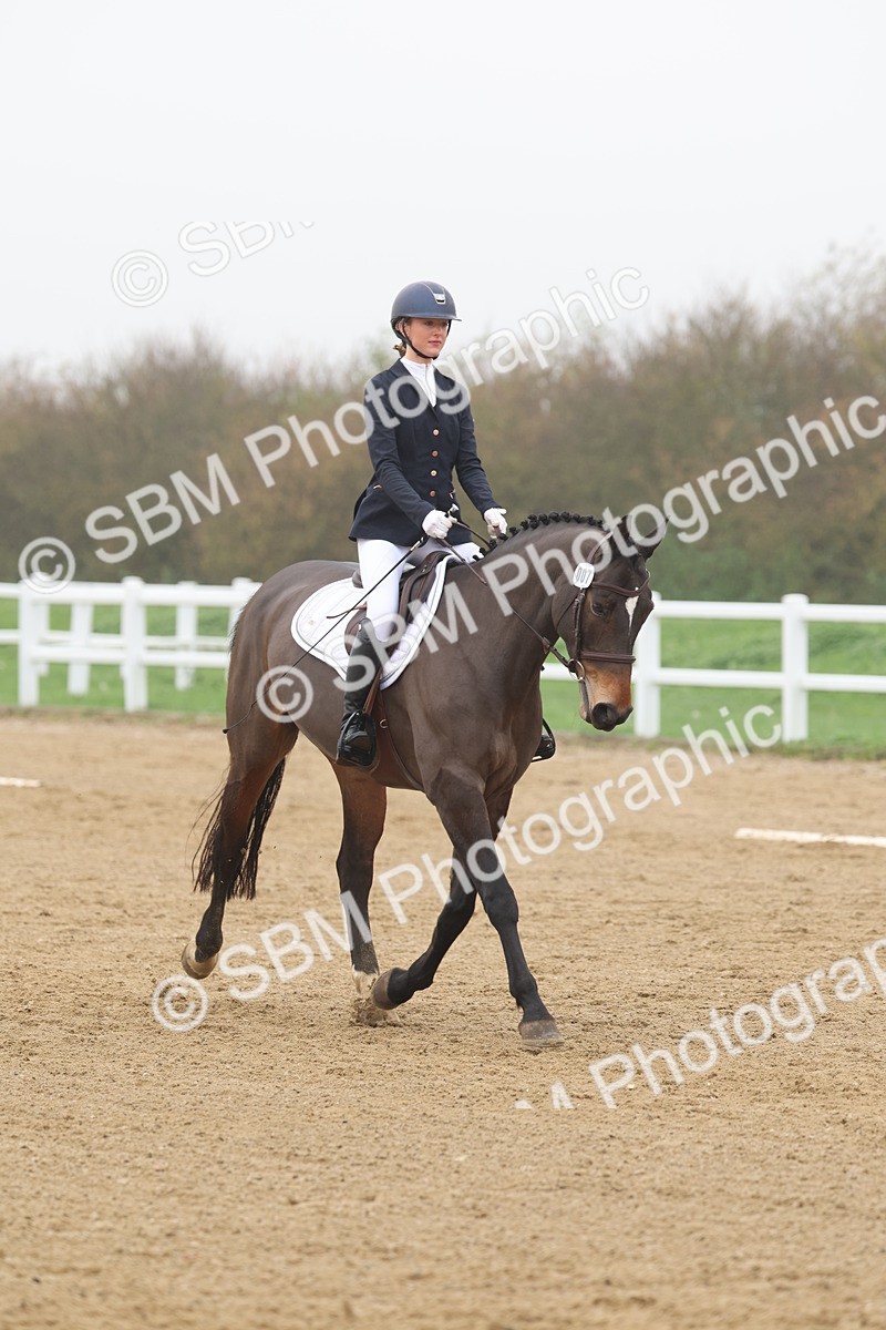 SBM_002022 - Class 5 - Novice 27