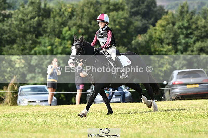 240825X-112626-32030 - 70cm XC 11.00 to 12.00