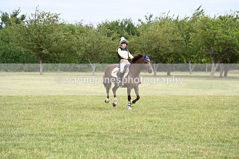 WJ6_6233 - 60cm XC Time 09:58 to 10:16