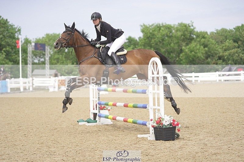 230810A-140112-02586 - Cls 4 1.05m Amateur Quali