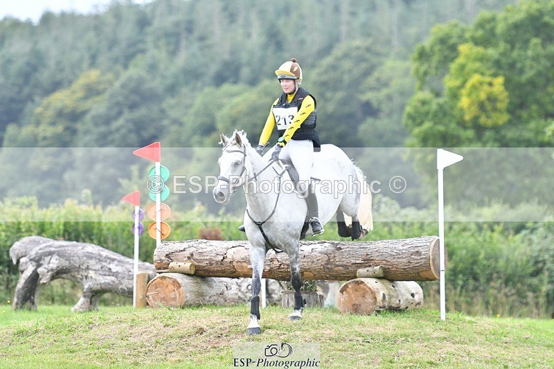 240803-140908-07098 - 213-Rachel_Brown-THE_BARE_NECESSITIES