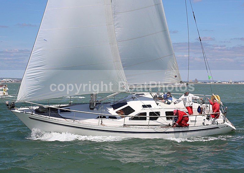 130601 KIR ROYALE WT7A0913 - ROUND THE ISLAND RACE - 1st June 2013