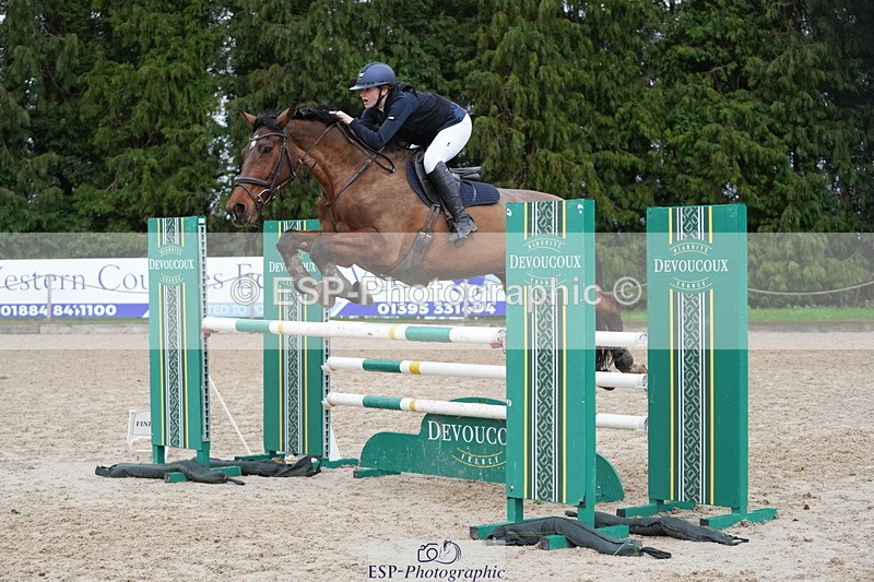 260208A-144120-02195 - 5. 1.10m Individual Horse