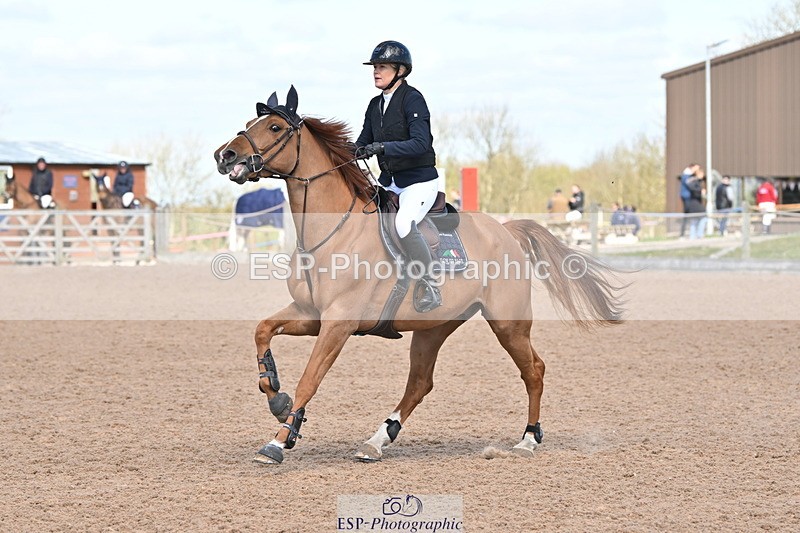 240418A-110843-02469 - Cls 5, 2 Star Medium Tour 1.35m