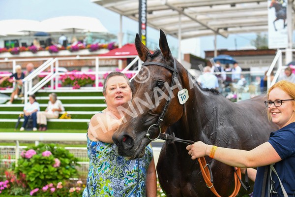 100923-Race 6-Anjo Bonita-1155 - Race 6 4.25pm Hanson Springs 60th Anniversary Handicap at York
