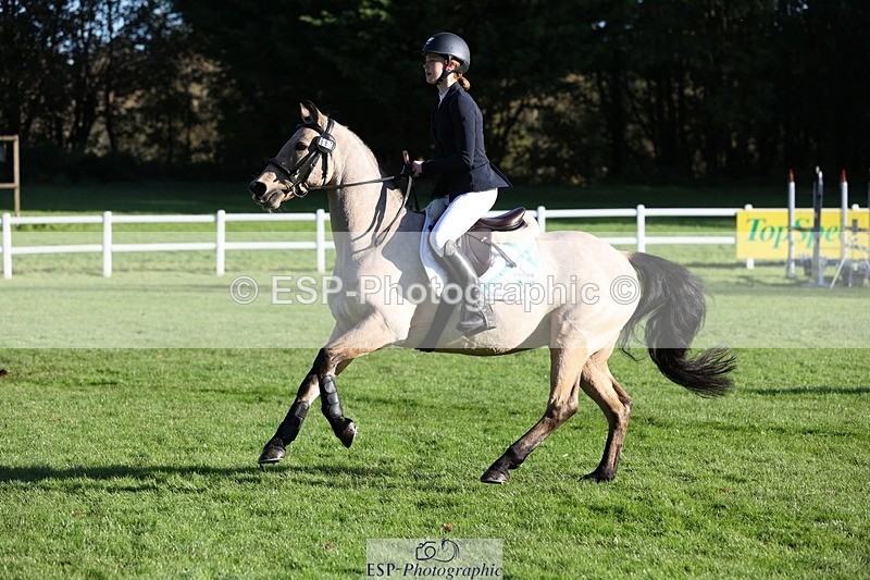 231022-095108-24154 - 661-MYSHALL.ROBBY-Poppy.Turriff-TrotUp+SJ