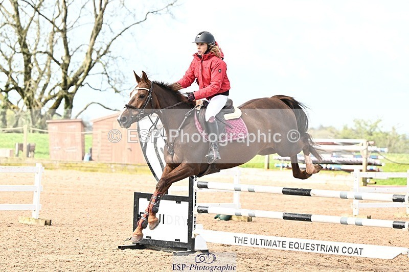 250416-100450-00204 - Cls 1 British Novice and 90cm