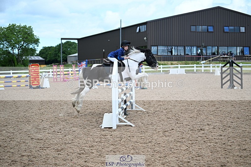 240608A-120649-00800 - Cls 9 Pony BN Jump Off and Presentations