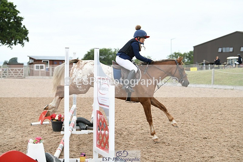 250807-102711-00149 - 70cm Round 1