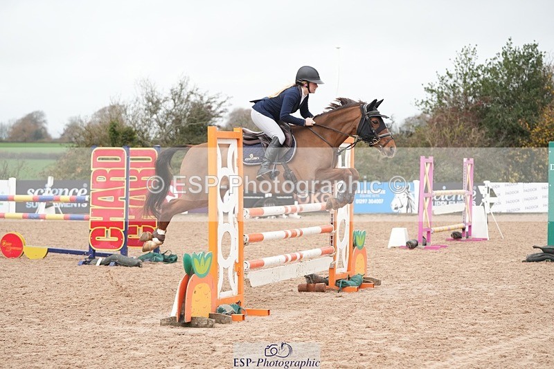 251109-102656-03376 - Cls 19 Snr 1.05m Open