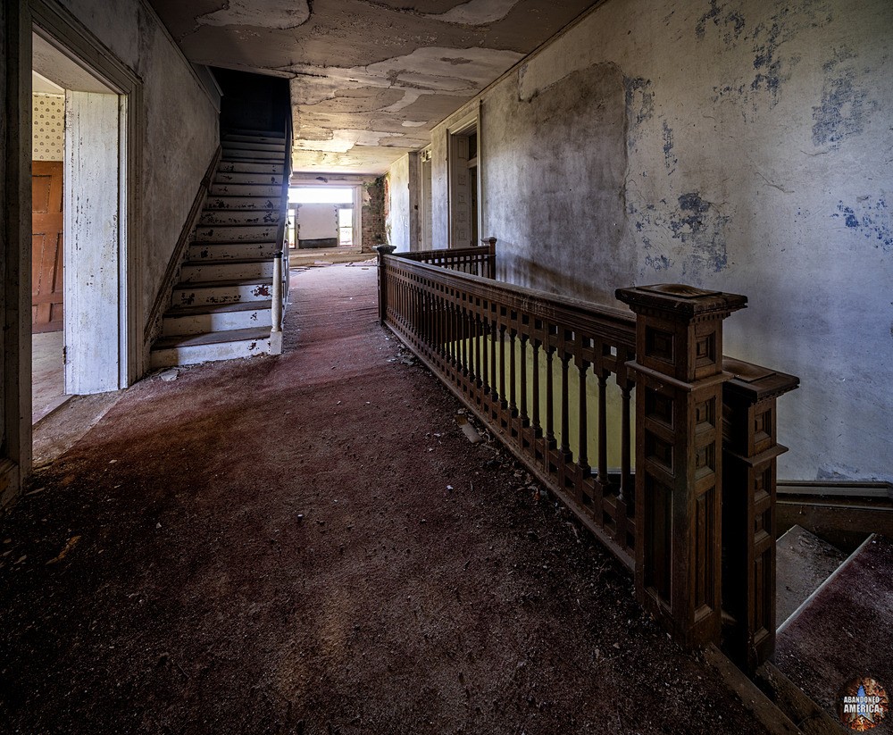 Dunnington Mansion photo - Abandoned America