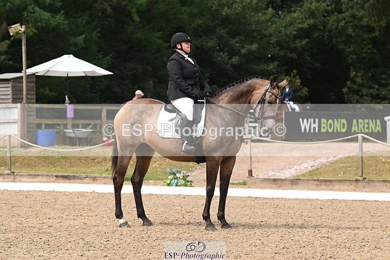 250719A-104645-04022 - 127-Jocelyn.Gilmore-Spring.Lily