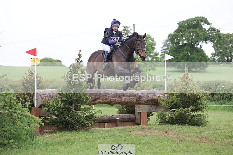 240525-163318-18132 - 259-METROPOLITAN_CLOVER-Megan_Brown