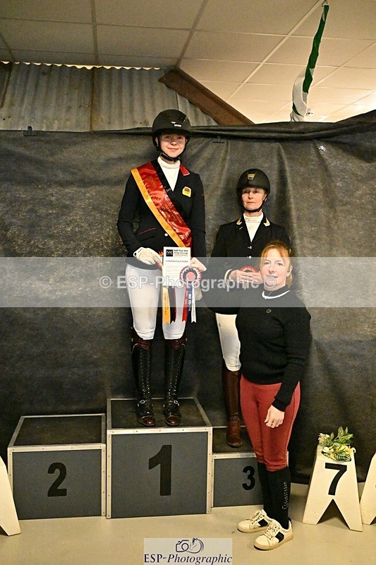 260215-104423-04603 - Cls 17 FS Adv Medium Silver Presentations