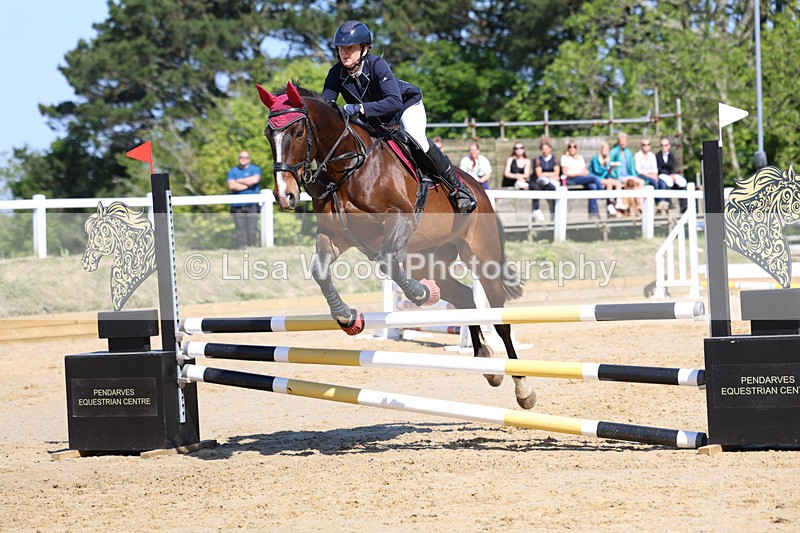 3E7A5356 - Class 4: Senior BN/90cm open