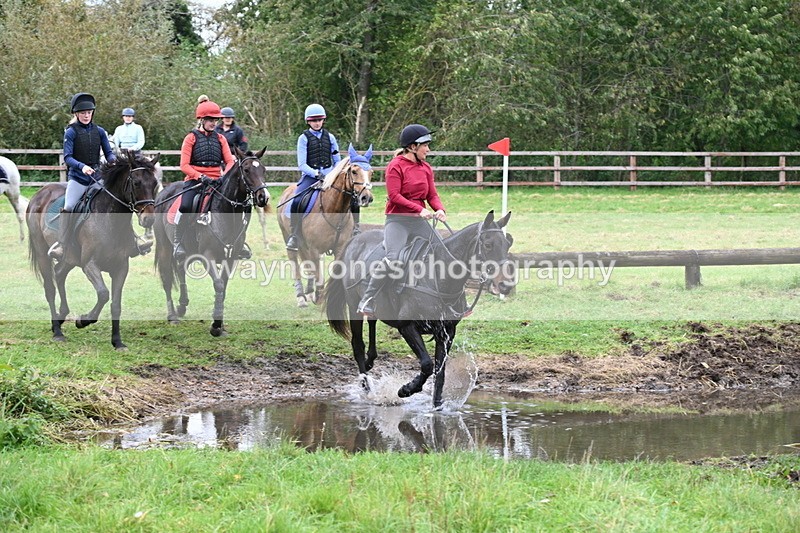 WJ6_6702 - Time at Photographer 13:06 to 13:23