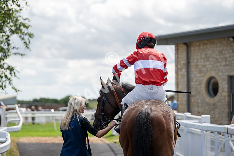 160725-Race 1-Made All-8296 - Race 1