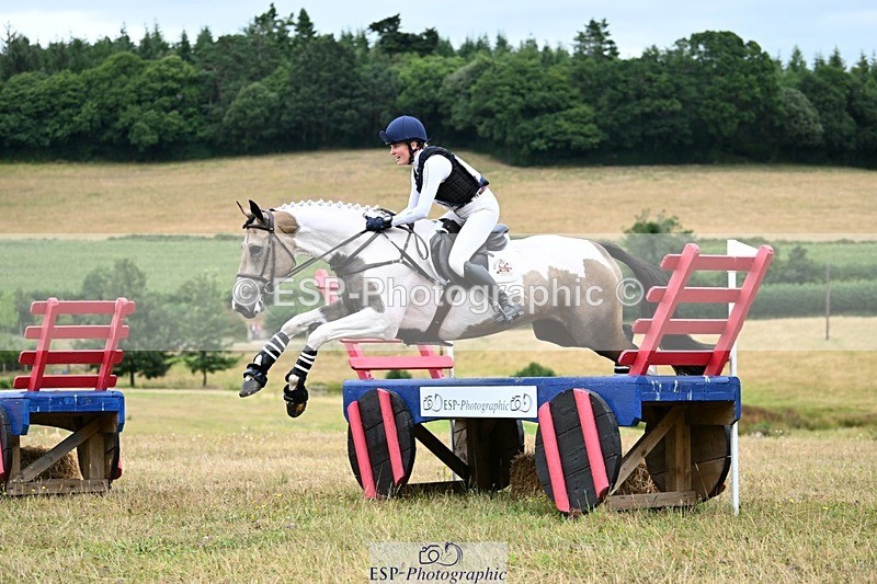 250803A-115951-11284 - L-516-Chloe.Robinson-BRACKENSPA'S.KEEP.A.SECRET
