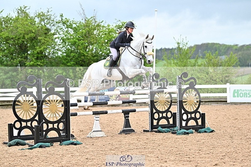 240501A-141601-00998 - Cls 8 Snr Foxhunter and 1.20m Open
