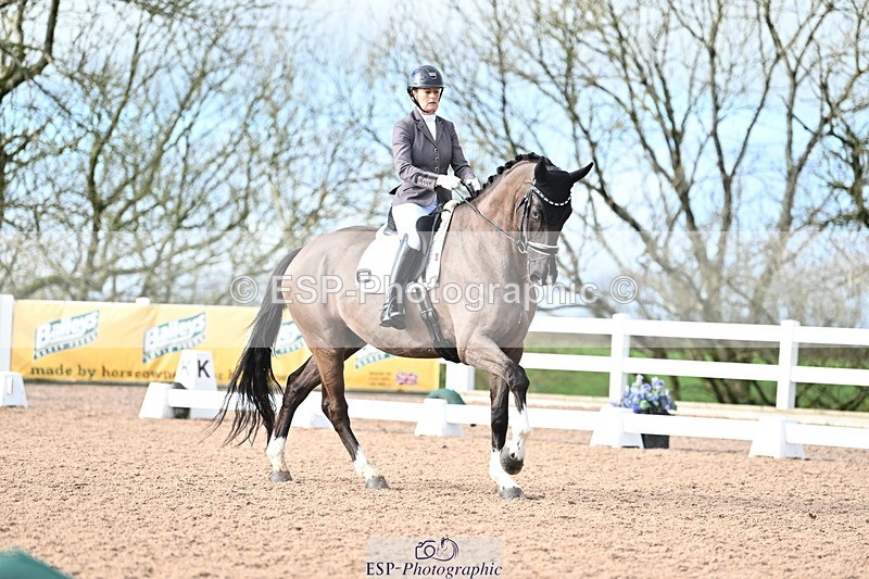 240218A-143019-08112 - 243-Lucy.Baker-Last.Dancer