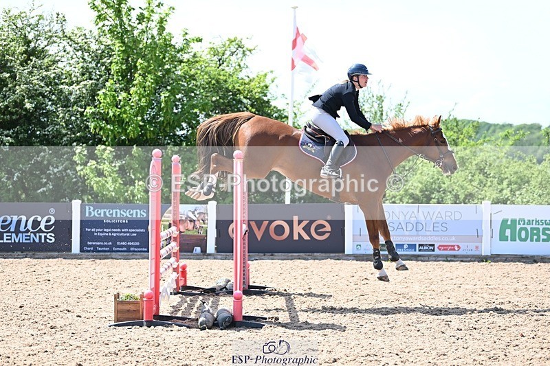 260507-132110-03479 - Cls 9 1.05m Amateur Qualifier