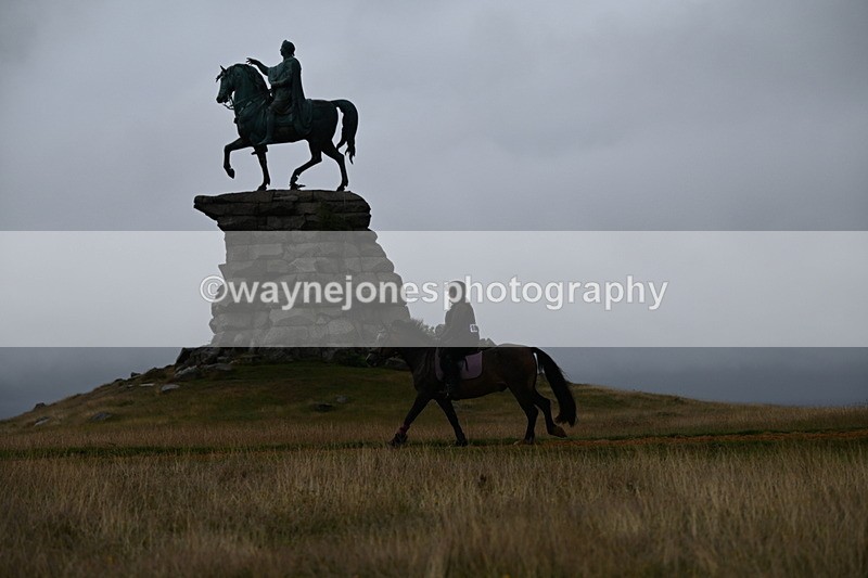DSC_1894 - Time at Statue 12:13 to 12:32