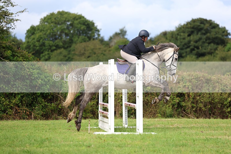 3E7A5795 - Class 2: 70cm Juniors and Seniors