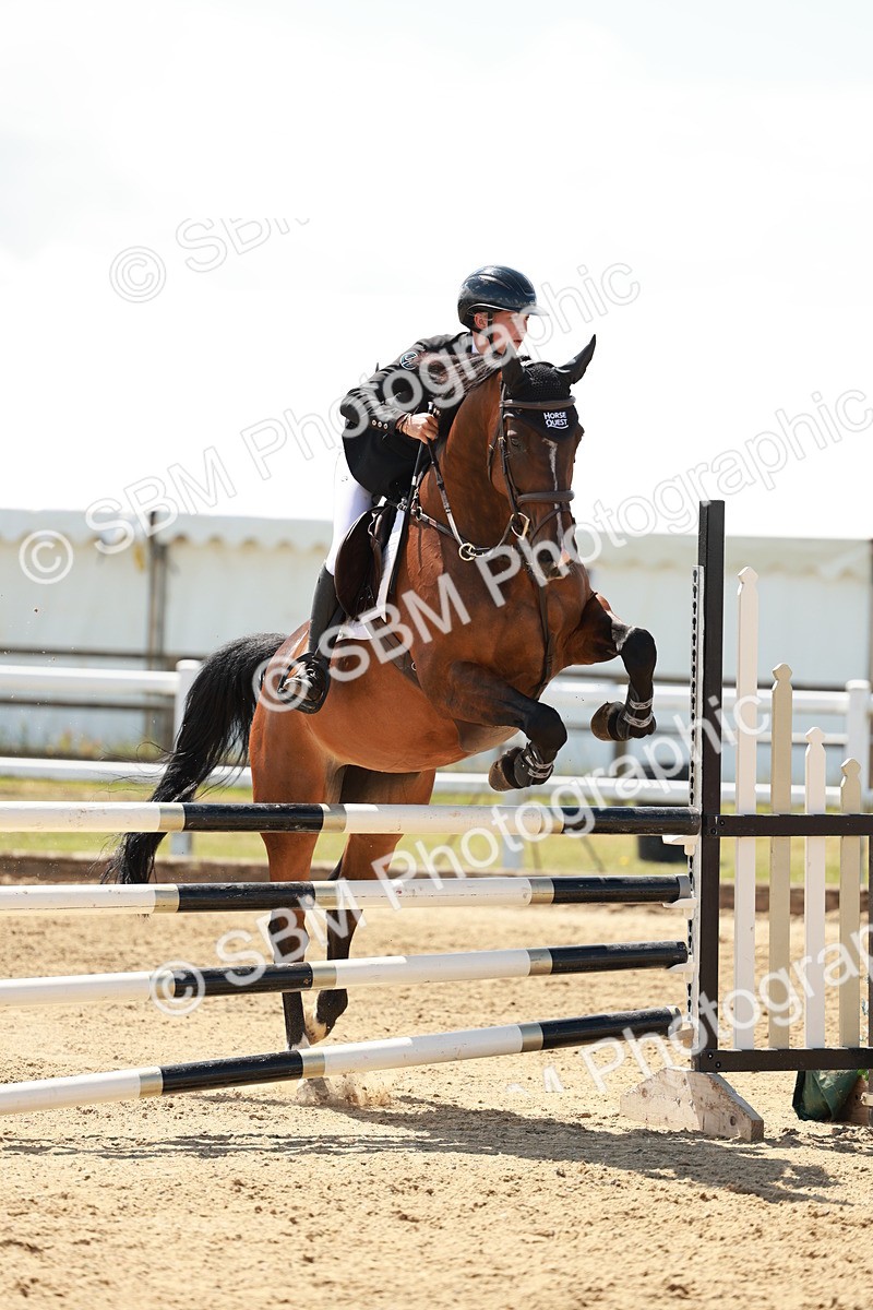 SBM_007158 - Class 2 - Senior Discovery - 1.00m Open