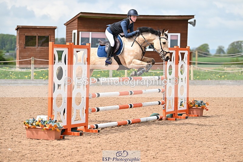 240506A-123740-08731 - Cls 5 Pony Foxhunter & 1.10m Open