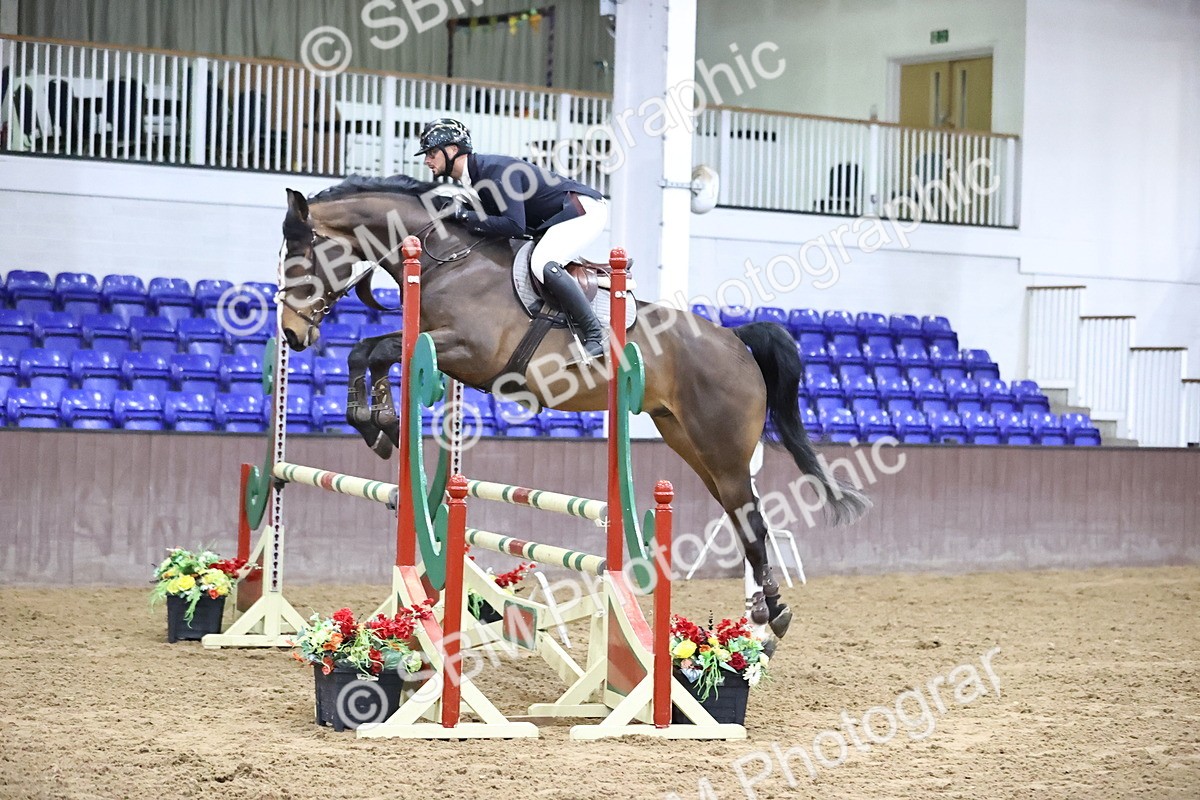 SBM_2714 - Class 9 - Senior Newcomers/ 1.10m Open