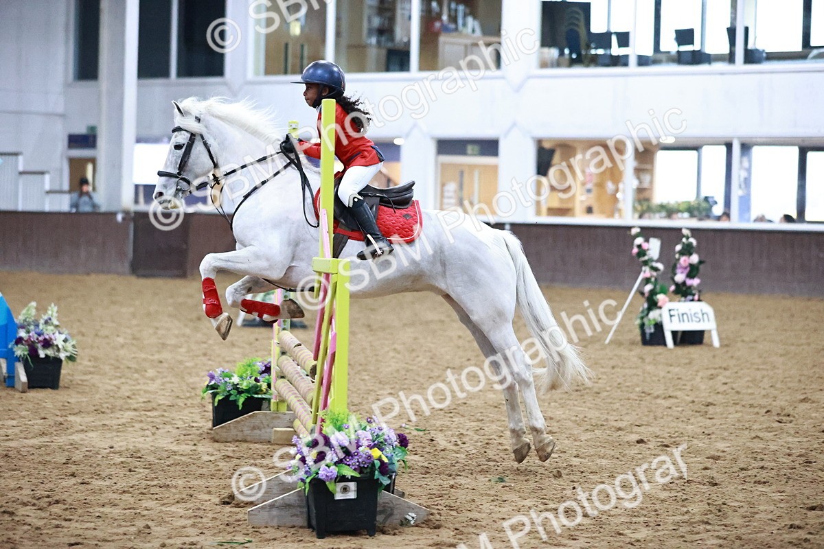 SBM_001754 - Class 9 - Pony Intro 75cm