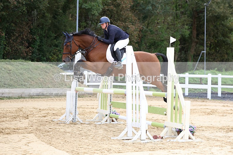 3E7A2173 - Class 4: Senior British Novice/90cm open